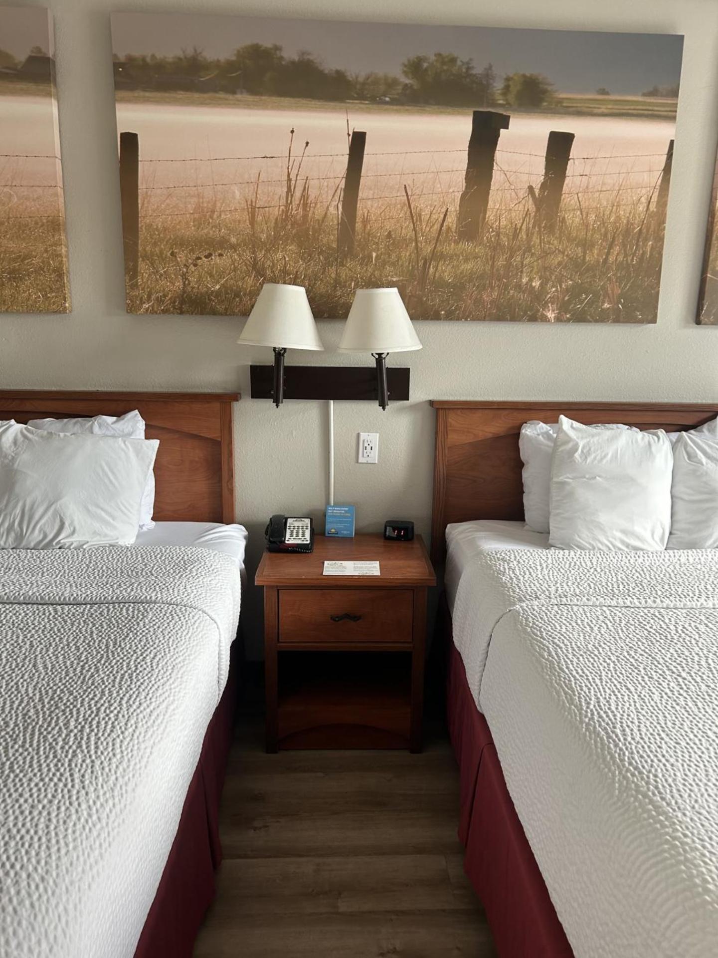 Days Inn By Wyndham Терлок Экстерьер фото